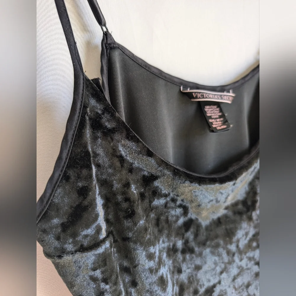 Victorias Secret classic victoria’s